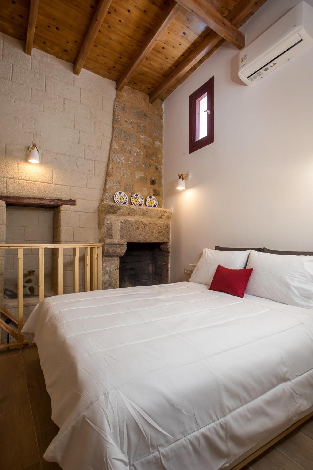 Вілла Alexandras Stone House Rhodes City Екстер'єр фото