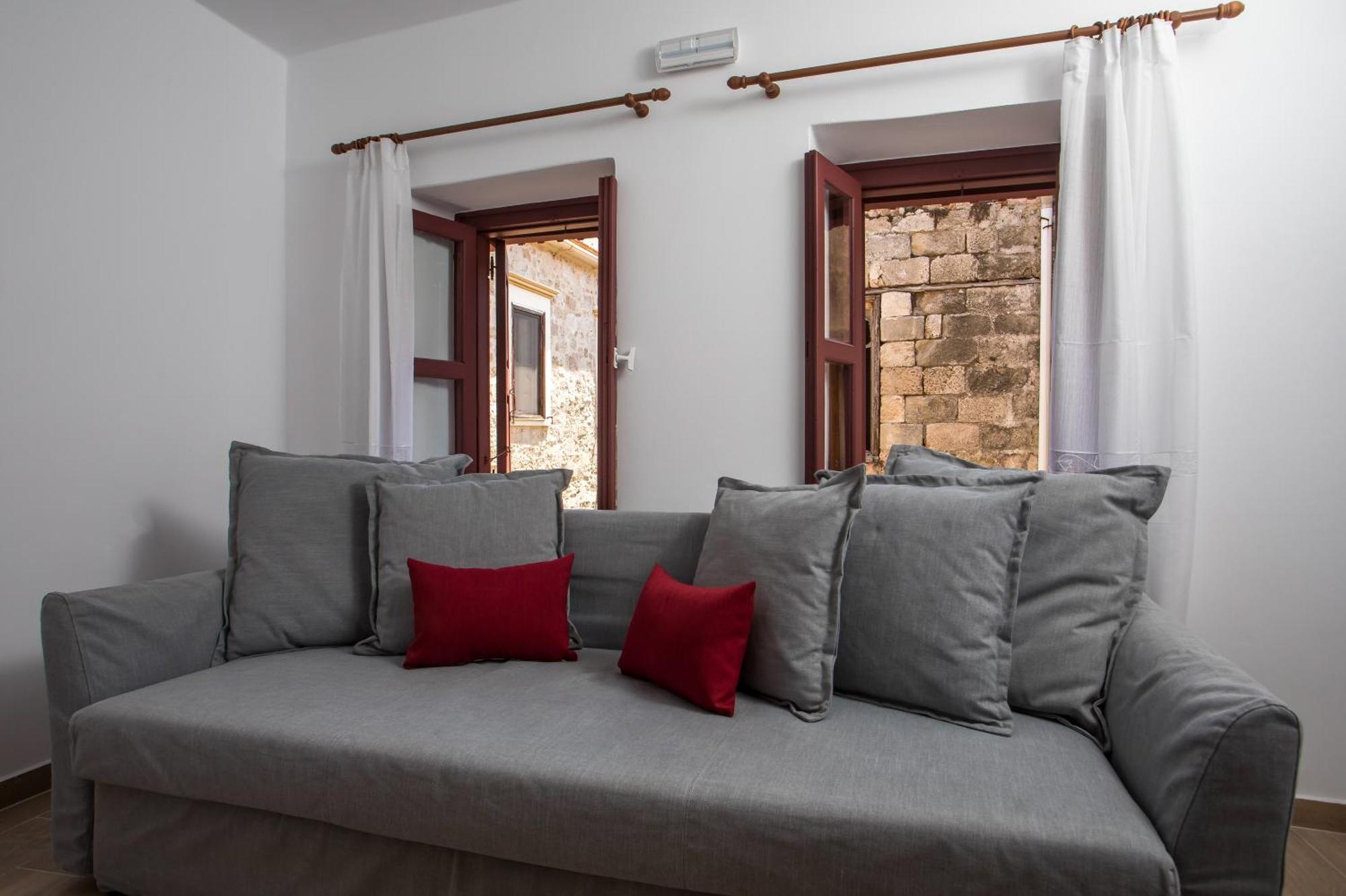 Вілла Alexandras Stone House Rhodes City Екстер'єр фото
